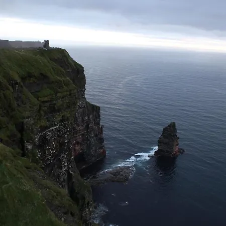 Beautiful By Cliffs Of Moher, Doolin & Burren Lägenhet